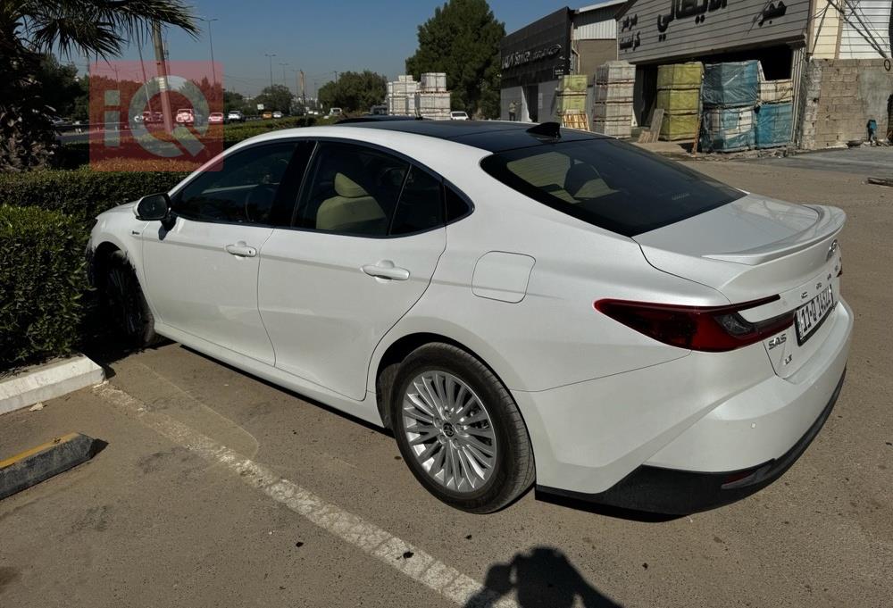 تۆیۆتا کامری